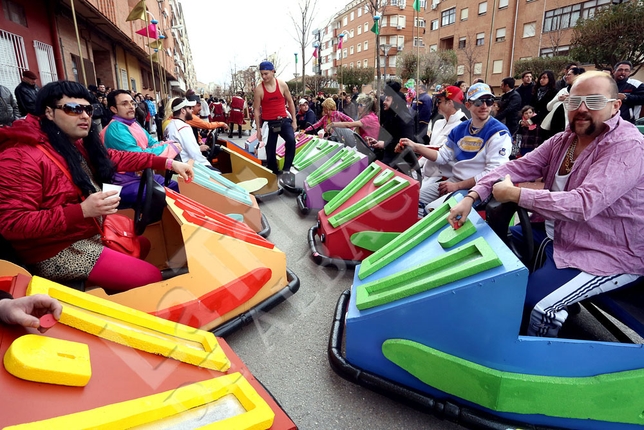 Las mejores imágenes del desfile carnavelesco de La Roda