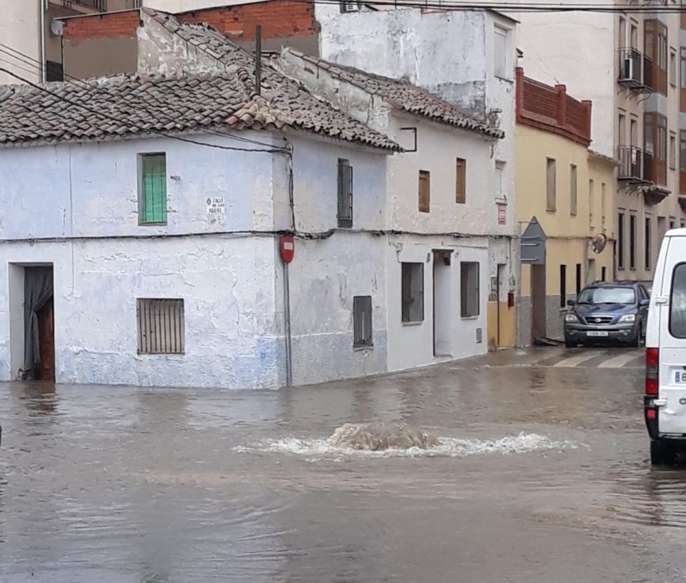Balsas de agua en las calles de Quintanar de la Orden