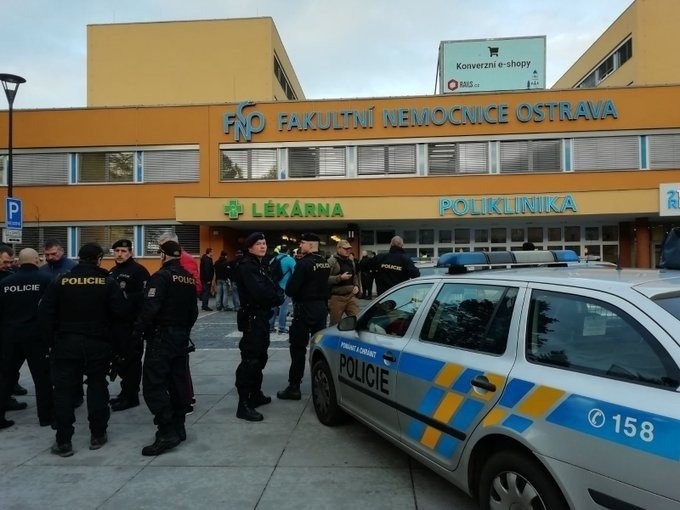 Al menos cuatro muertos en un tiroteo en un hospital checo