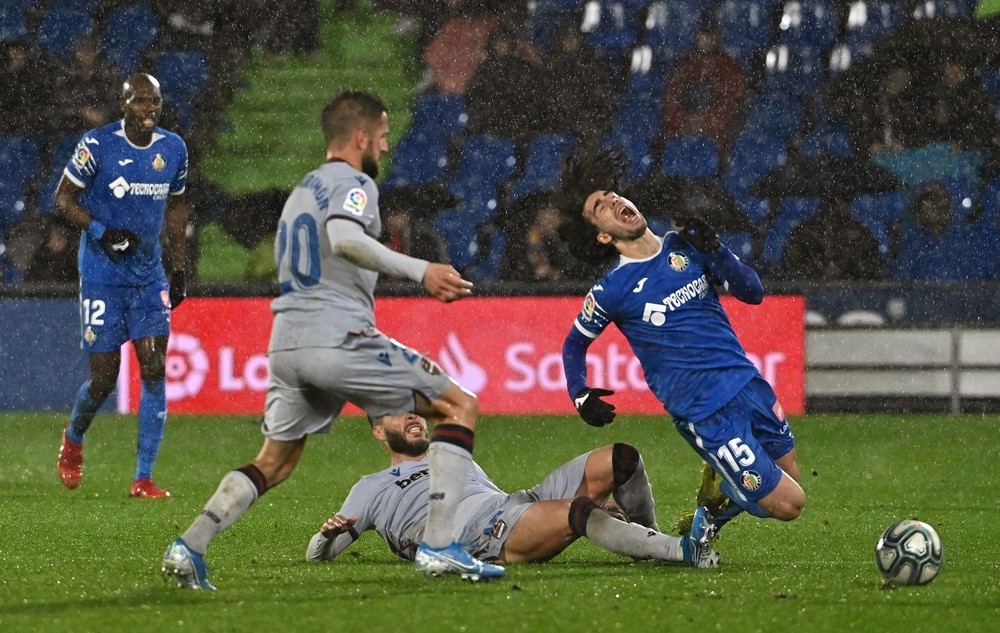 Lluvia de goles en el Coliseum