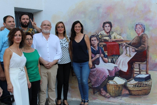 Las calles de Molinicos se 'hacen' un museo al arte libre