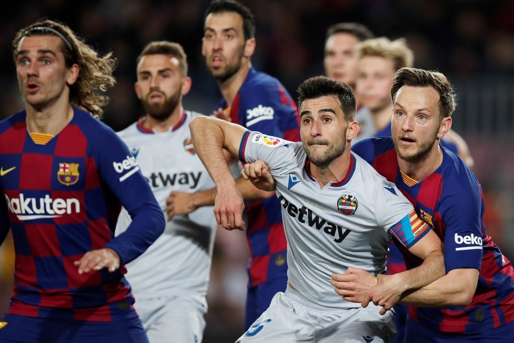 La conexión Messi-Fati impide la escapada del Madrid