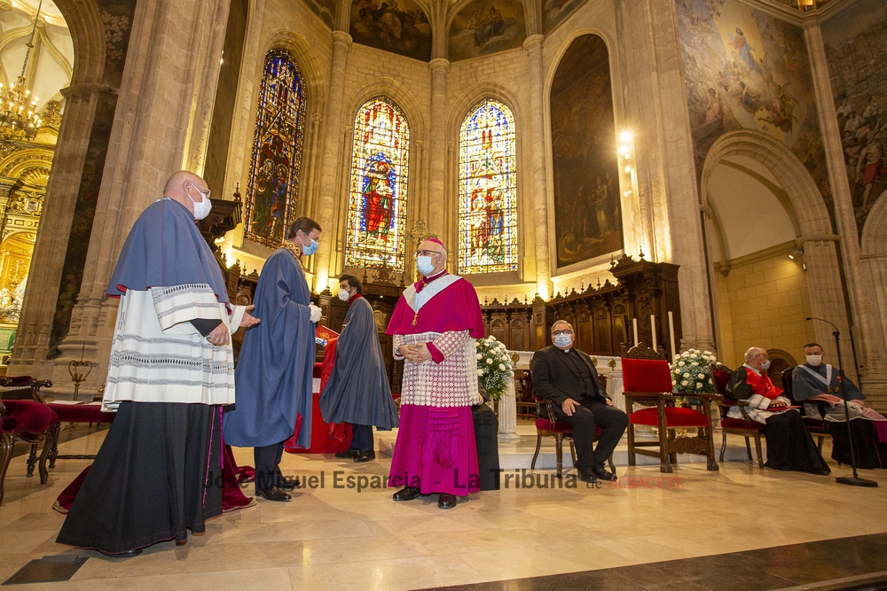 El obispo ya es capellán de la Orden de San Jorge