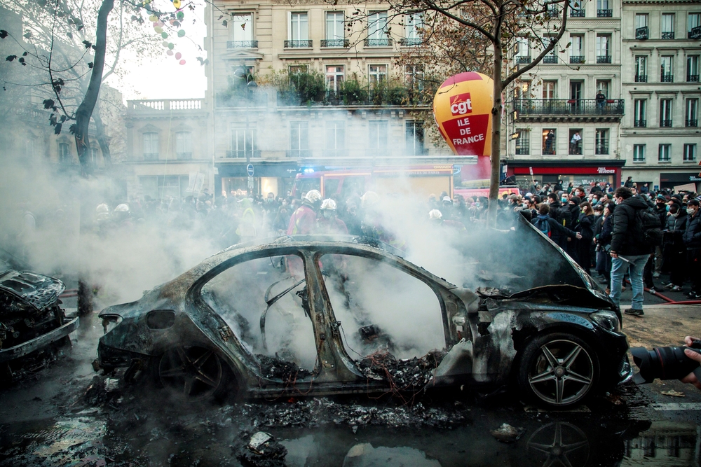 Una nueva gran protesta clama en Francia contra la polémica ley de seguridad  / CHRISTOPHE PETIT TESSON