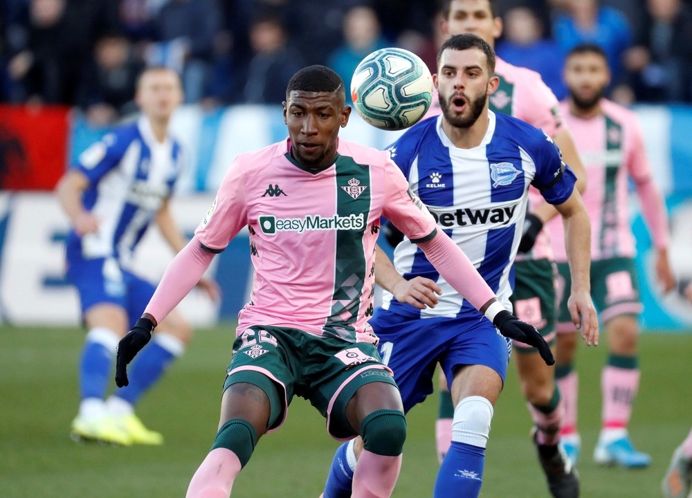 El Betis arranca un empate ante el Alavés
