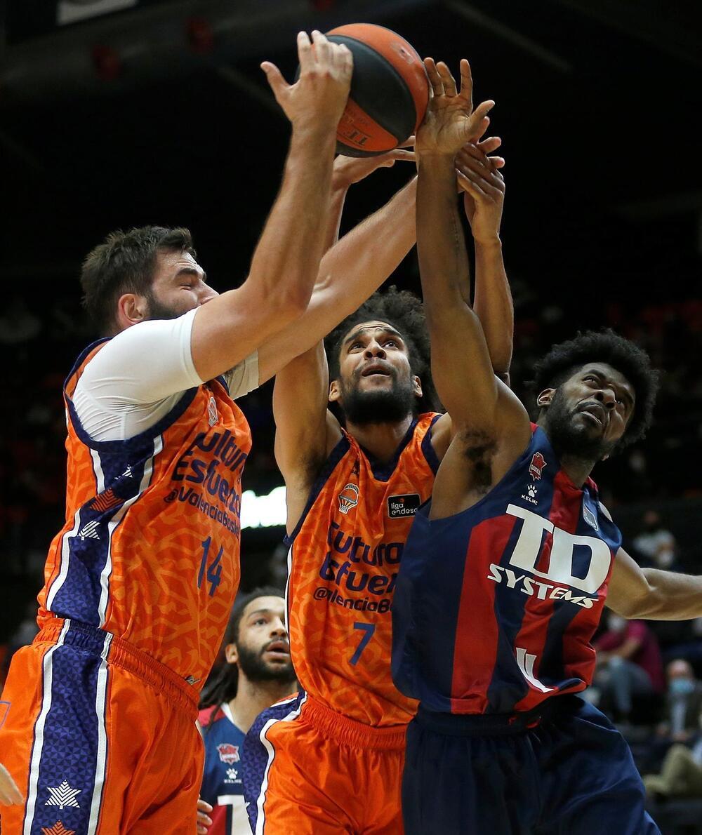 El Valencia Basket se hace fuerte en La Fonteta