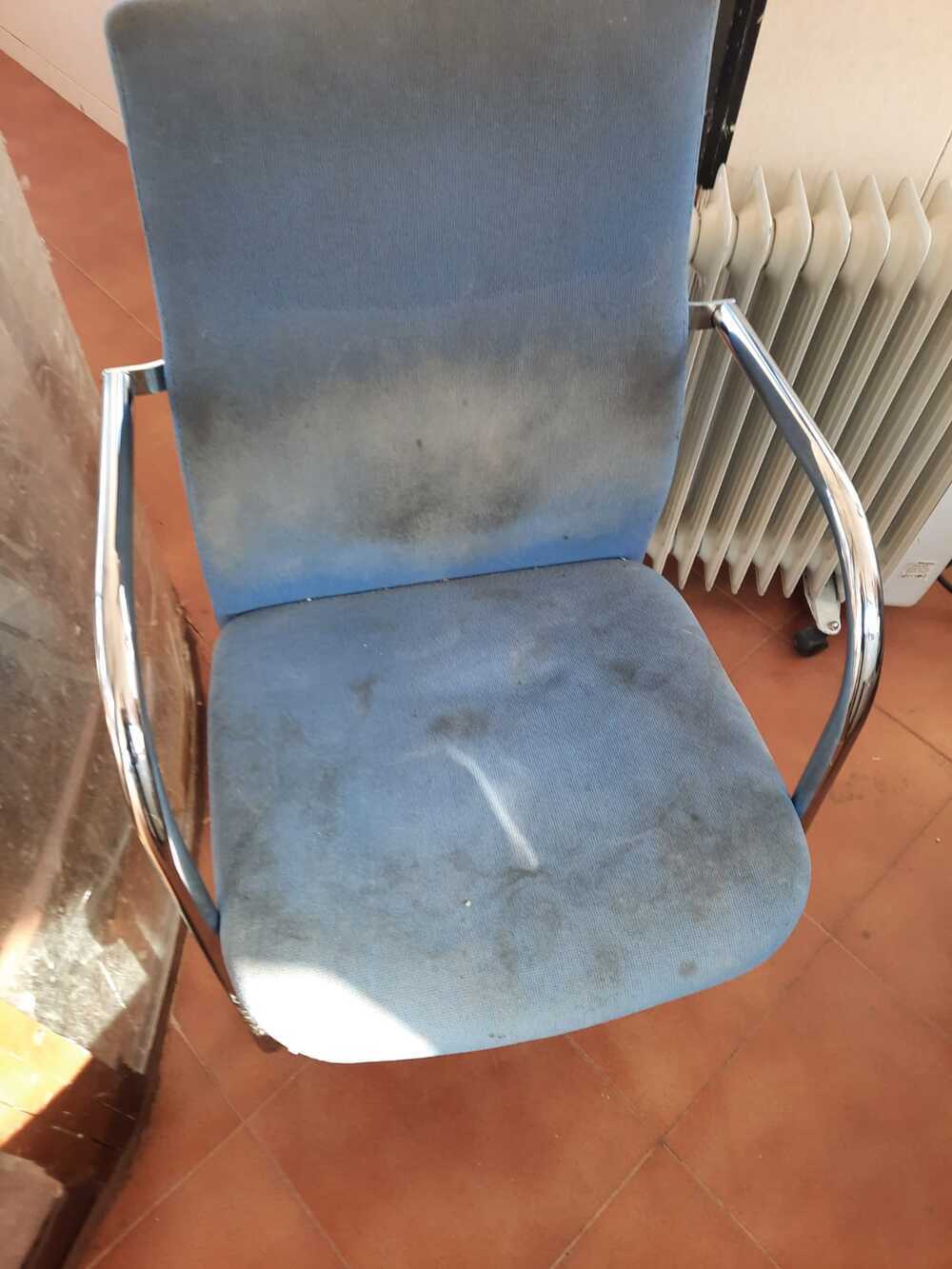 Imagen de una de las sillas que hay en las garitas.