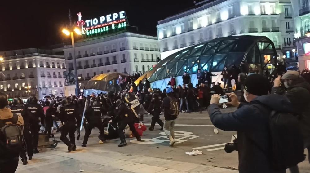 Congregados en la Puerta del Sol en apoyo a Pablo Hasel  / EUROPA PRESS