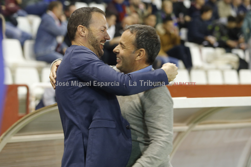 Un momento del partido disputado en el Carlos Belmonte  / JOSÉ MIGUEL ESPARCIA
