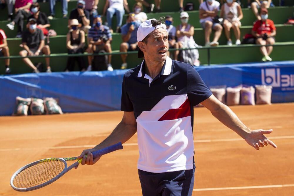 El tenista rodense, durante el último Trofeo Ciudad de Albacete, cuya final jugó con Tommy Rodredo.