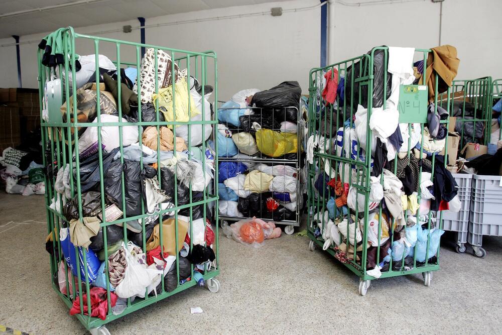 recogida de ropa usada vuelve a niveles de prepandemia | Noticias Tribuna de Albacete