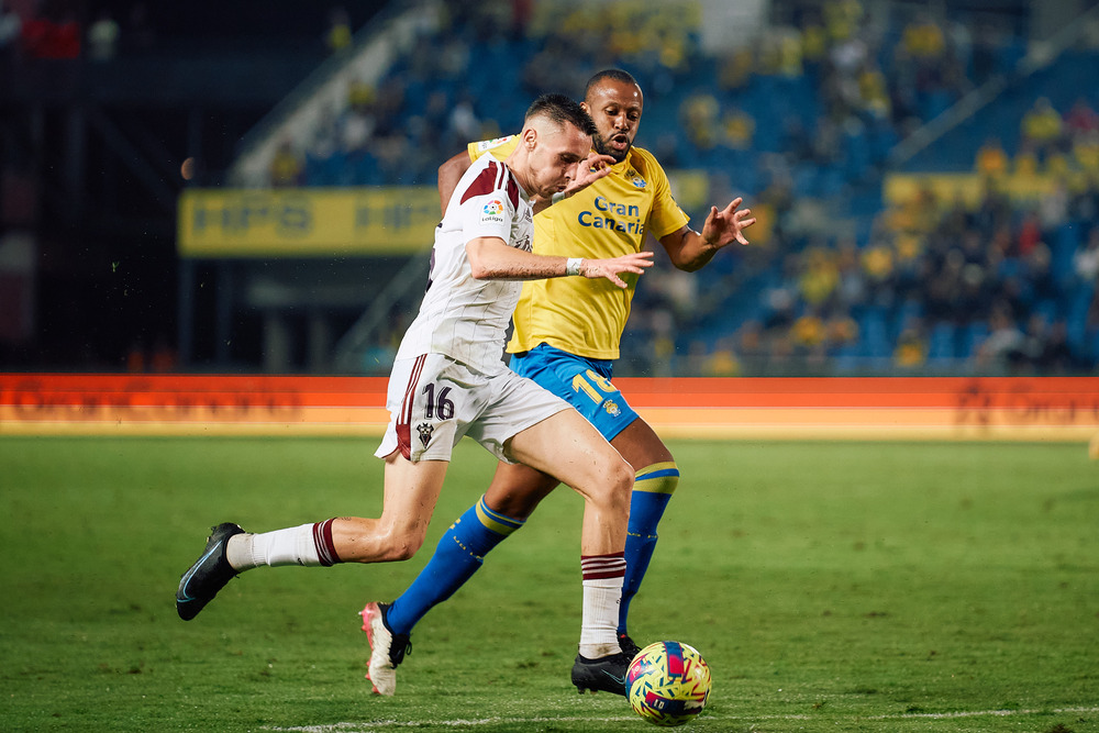 Un momento del partido disputado en el Estadio de Gran Canaria  / ADG MEDIA