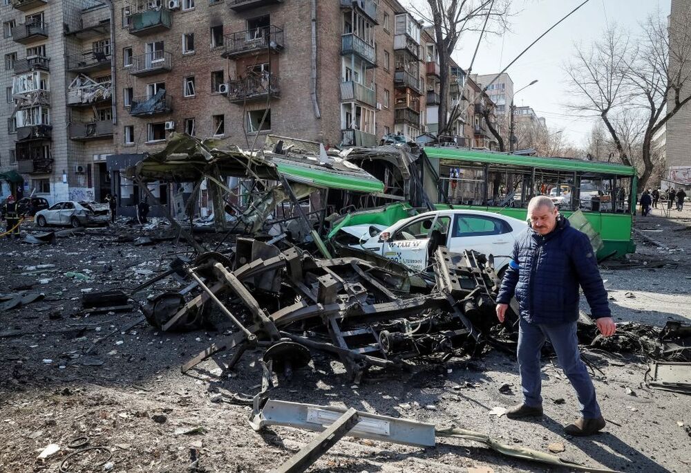 Mueren dos personas por ataques rusos contra Kiev