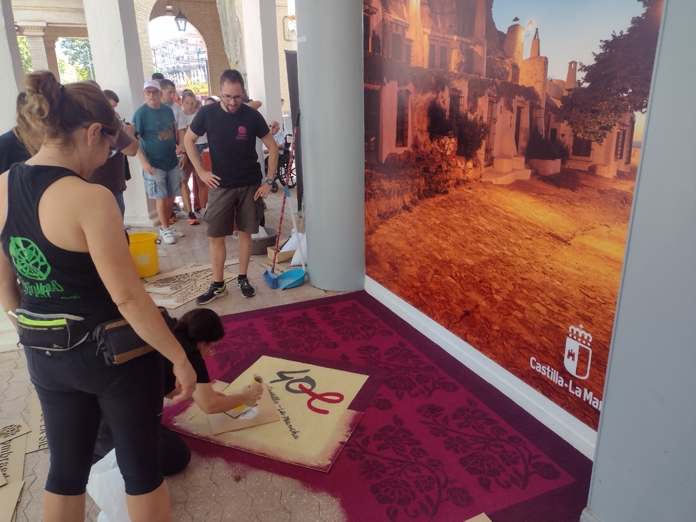 El arte serrano 'toma' la Feria de Albacete