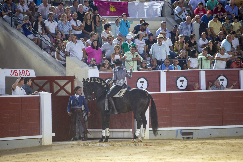 Un momento del festejo  / JOSÉ MIGUEL ESPARCIA