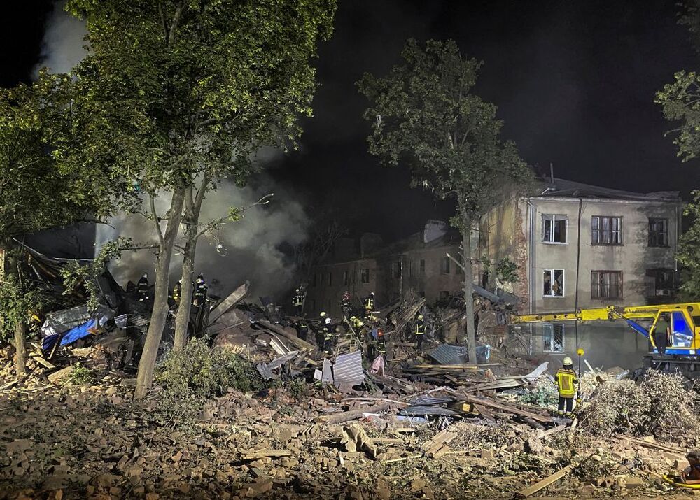 Al menos 11 muertos por bombardeos rusos en Járkov