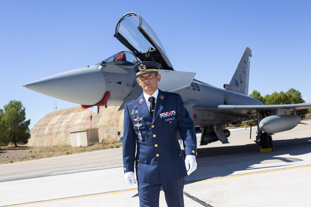 Ignacio Zulueta toma posesión como nuevo jefe de la Base Aérea