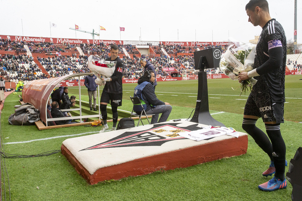 Un momento del partido disputado en el Carlos Belmonte  / JOSÉ MIGUEL ESPARCIA