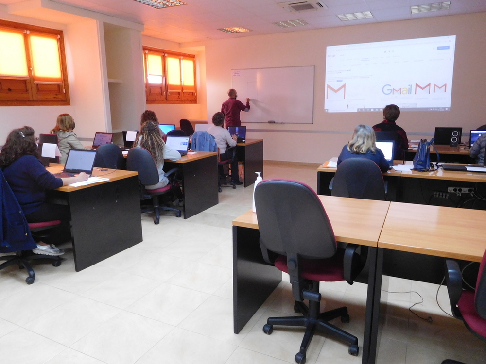 Preparan en Villarrobledo un curso de transformación digital 
