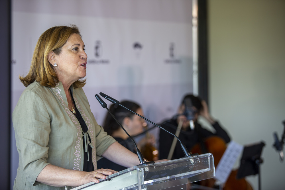 Rosa Ana Rodríguez destacó que al principio los Erasmus se limitaban a la formación universitaria, pero ahora los hay también de carácter laboral para la FP.