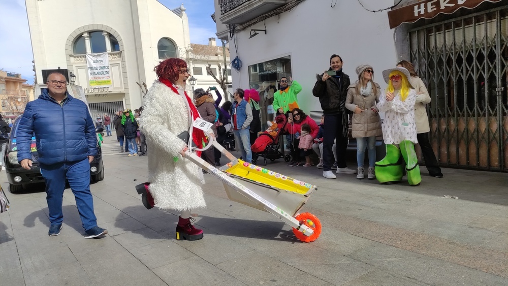 Desenfrenada carrera Drag Queens del Carnaval en Villarrobledo