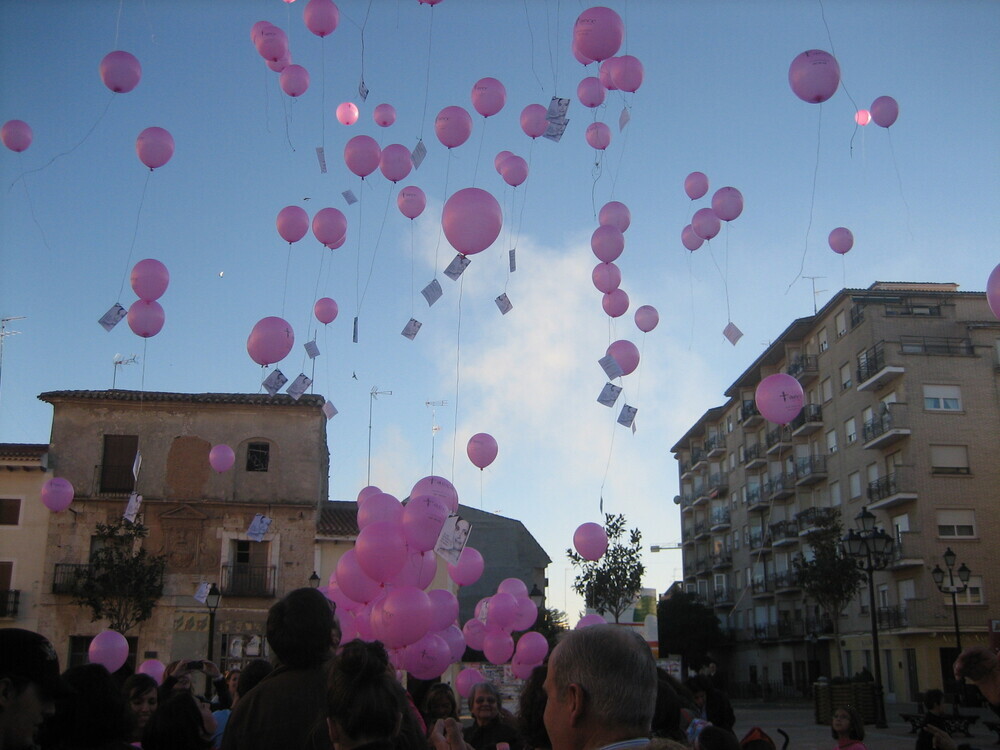 Chicas 10 de Villarrobledo celebra el mes 'rosa'