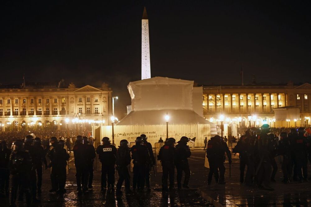 Protests after government pushes through pension reform without parliamentary vote  / YOAN VALAT
