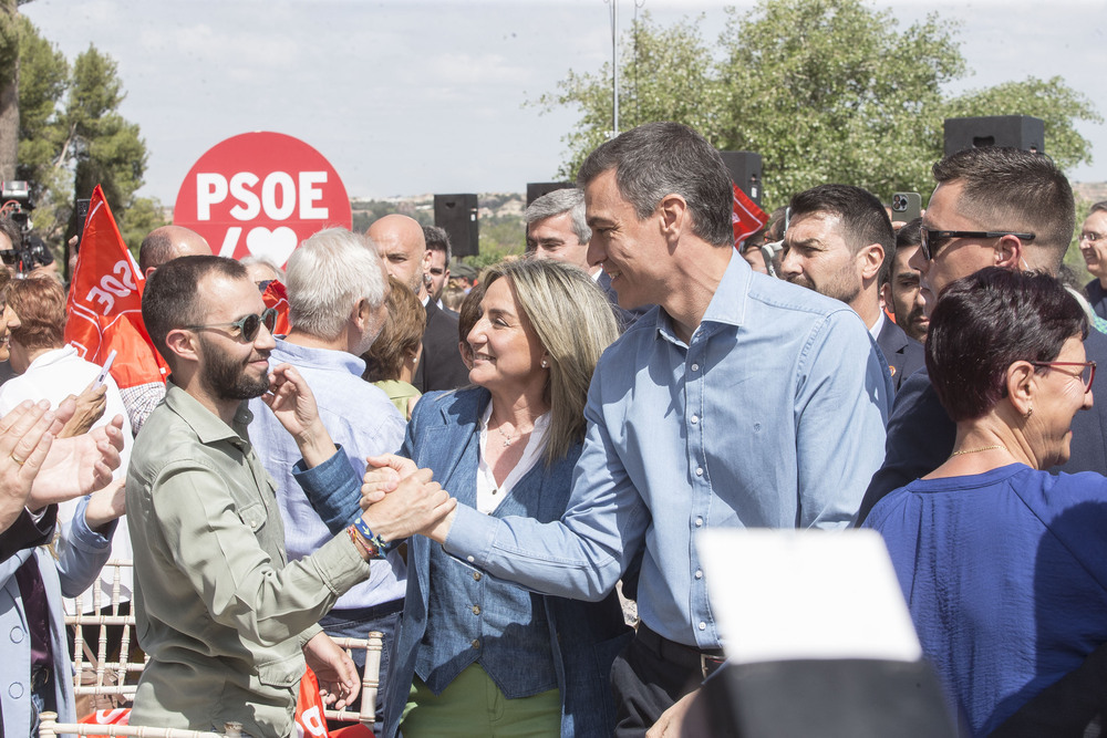 «Estoy orgullosa de recibir al presidente del Gobierno de España», subrayó Milagros Tolón, alcaldesa de Toledo.