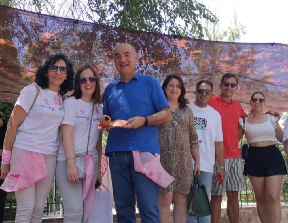 El corte solidario de jamón de AMAC reaviva la esperanza