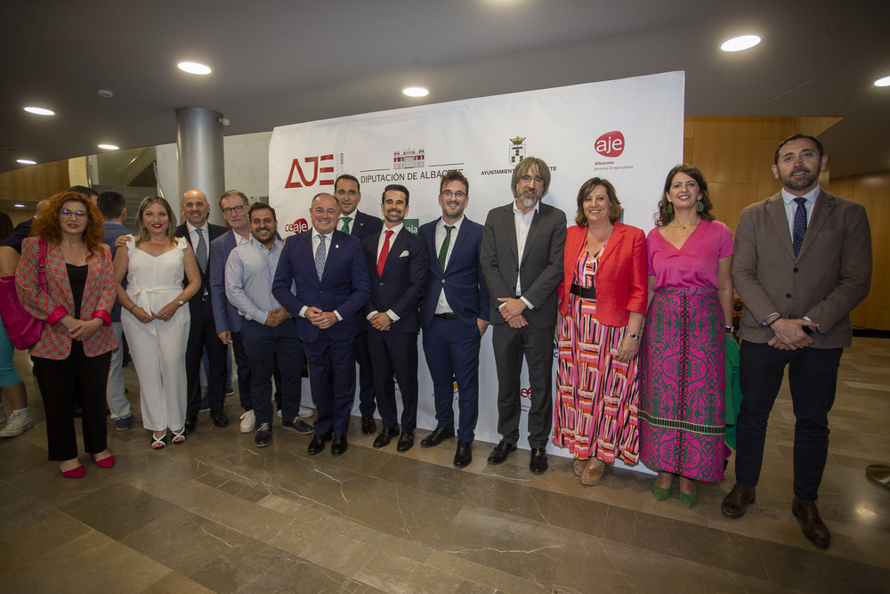 AJE entrega sus premios regionales   / JOSÉ MIGUEL ESPARCIA