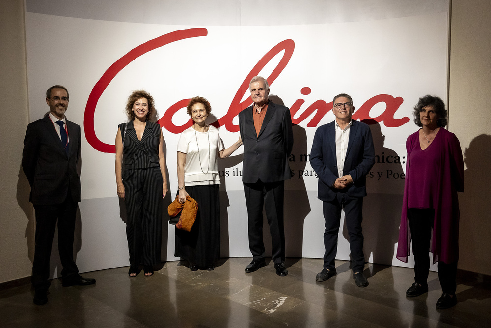Un momento de la apertura de la exposición sobre Calsina en el Museo de Albacete.