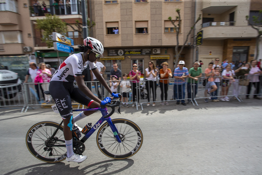 La tercera etapa de La Vuelta Femenina recorrió la provincia de Albacete  / JOSÉ MIGUEL ESPARCIA