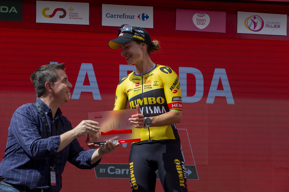 La tercera etapa de La Vuelta Femenina recorrió la provincia de Albacete  / JOSÉ MIGUEL ESPARCIA