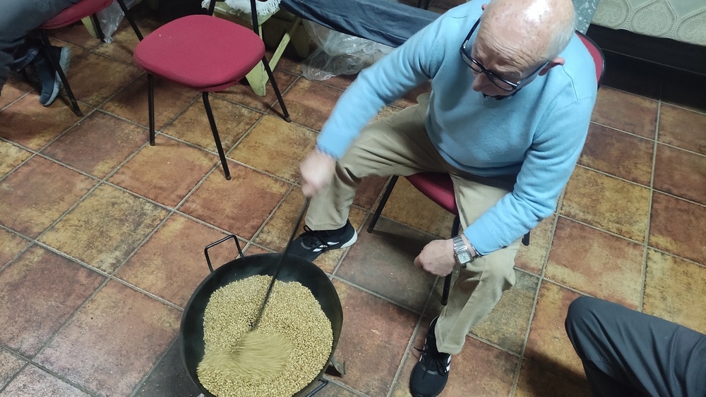 Preparan los tostones de San Antón en Villarrobledo