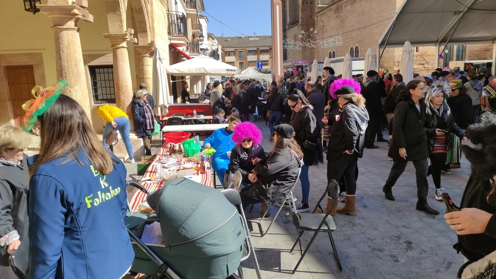 Villarrobledo se vuelca con los gazpachos del Carnaval 