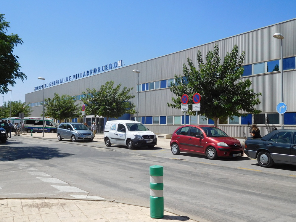 Trasladan a pacientes del Hospital de Villarrobledo a Alcázar