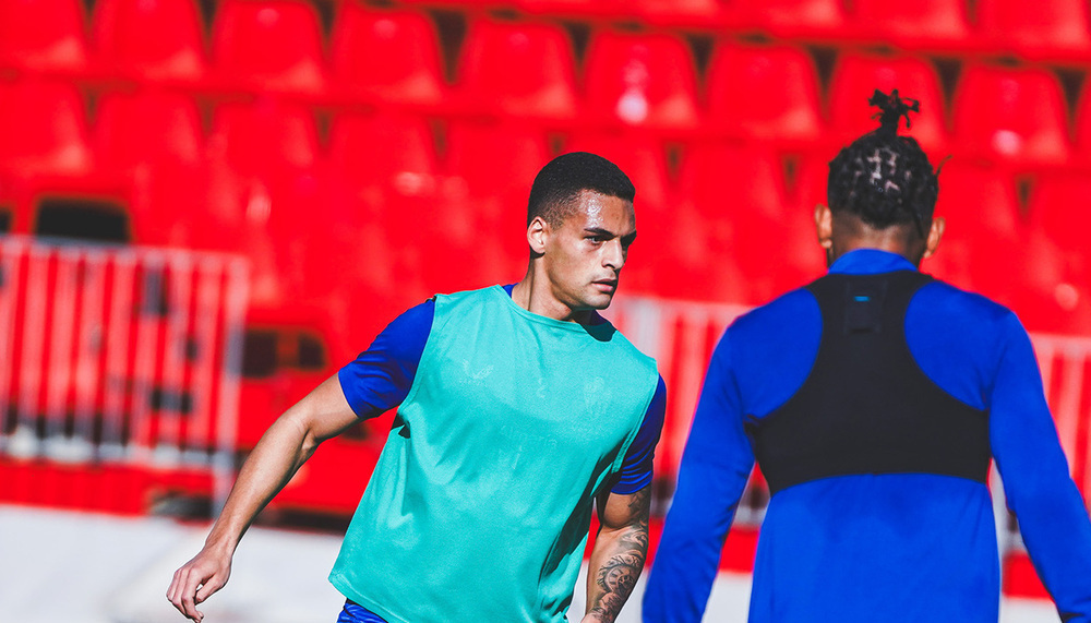 Kaiky Fernandes en un entrenamiento con el Almería.
