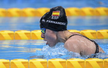 Marta Fernández conquista la piscina de los 50 braza SB3