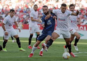 El Sevilla pelea ante un Espanyol sin pólvora