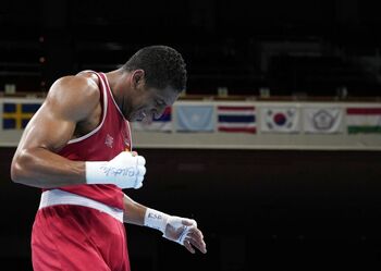Reyes Pla se cuelga un histórico bronce en el Mundial de boxeo