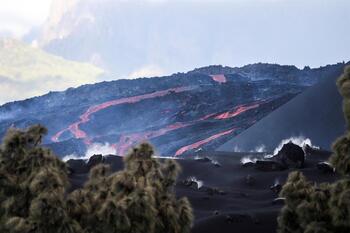 El volcán de La Palma sube el índice de explosividad