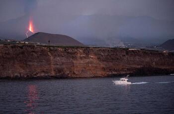La lava está a 1.000 metros del mar sin seguridad de que llegue