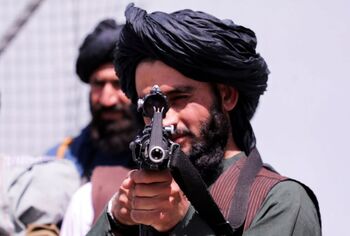 Los talibanes se lanzan a por el último bastión opositor