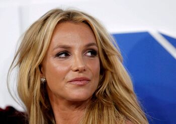 El exmarido de Britney Spears intenta interrumpir su boda