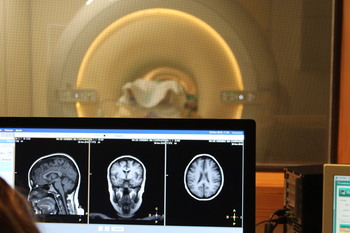 Neurología denuncia que la resonancia craneal sigue averiada