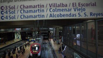 Junta y Consistorio piden que algunos trenes paren en Atocha