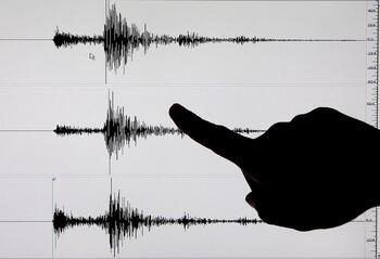 Un terremoto de magnitud 6,1 deja varios muertos en China
