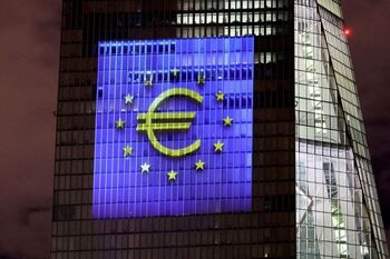 La deuda de la eurozona desciende en el primer trimestre