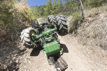 Los vuelcos de tractor repuntaron en Albacete desde 2020