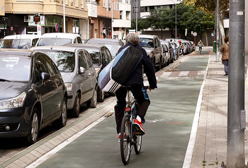 Aconsejan reducir los desplazamientos motorizados en la ciudad
